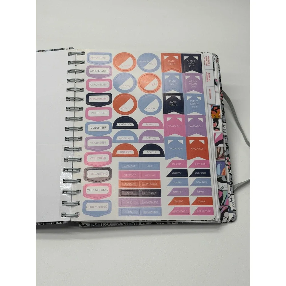 Vera Bradley Lisbon Medallion‎ Non-Dated Large Spiral Planner 12 Month Undated